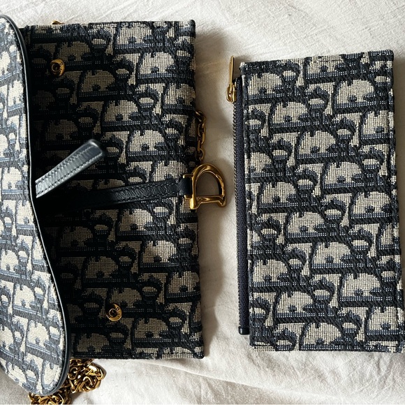 Dior wallet on chain, bought in Paris - Picture 1 of 5